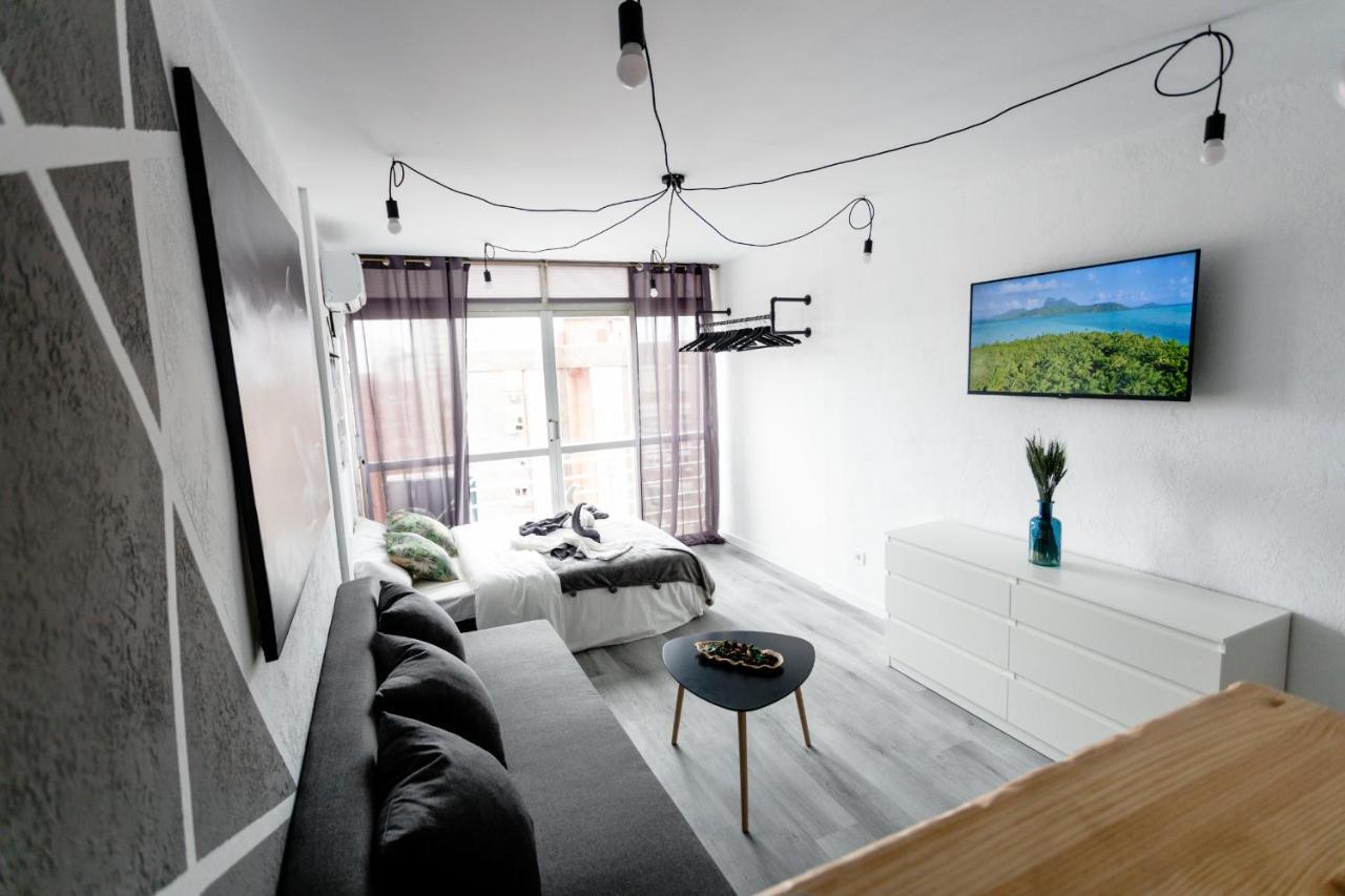 Modern Studio With See And City View Benidorm Exterior photo